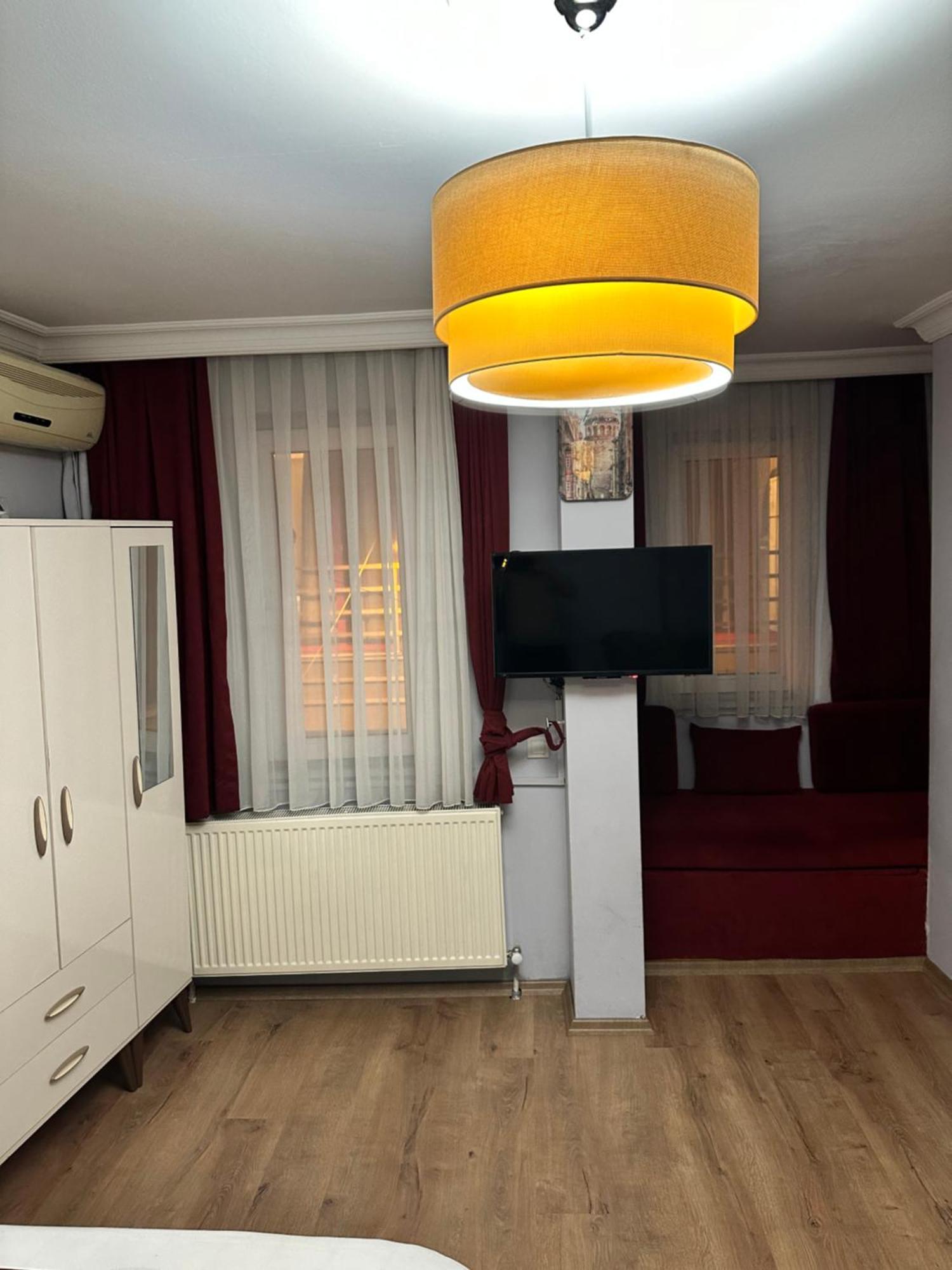 Taksim Turan suite Istanbul Bagian luar foto